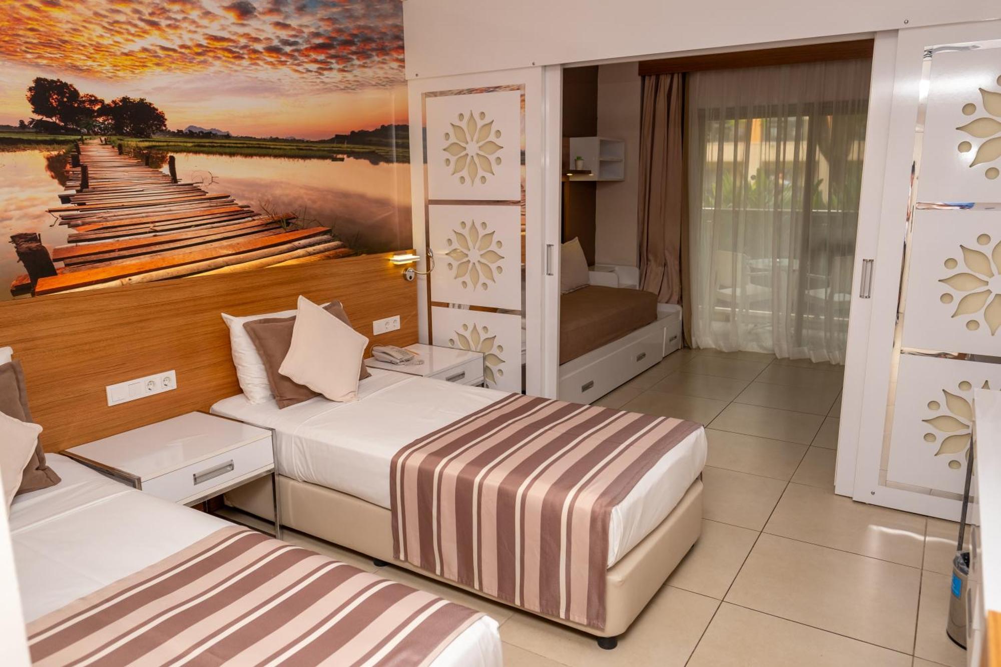 Holiday Village Tuerkiye ดาลามาน ภายนอก รูปภาพ